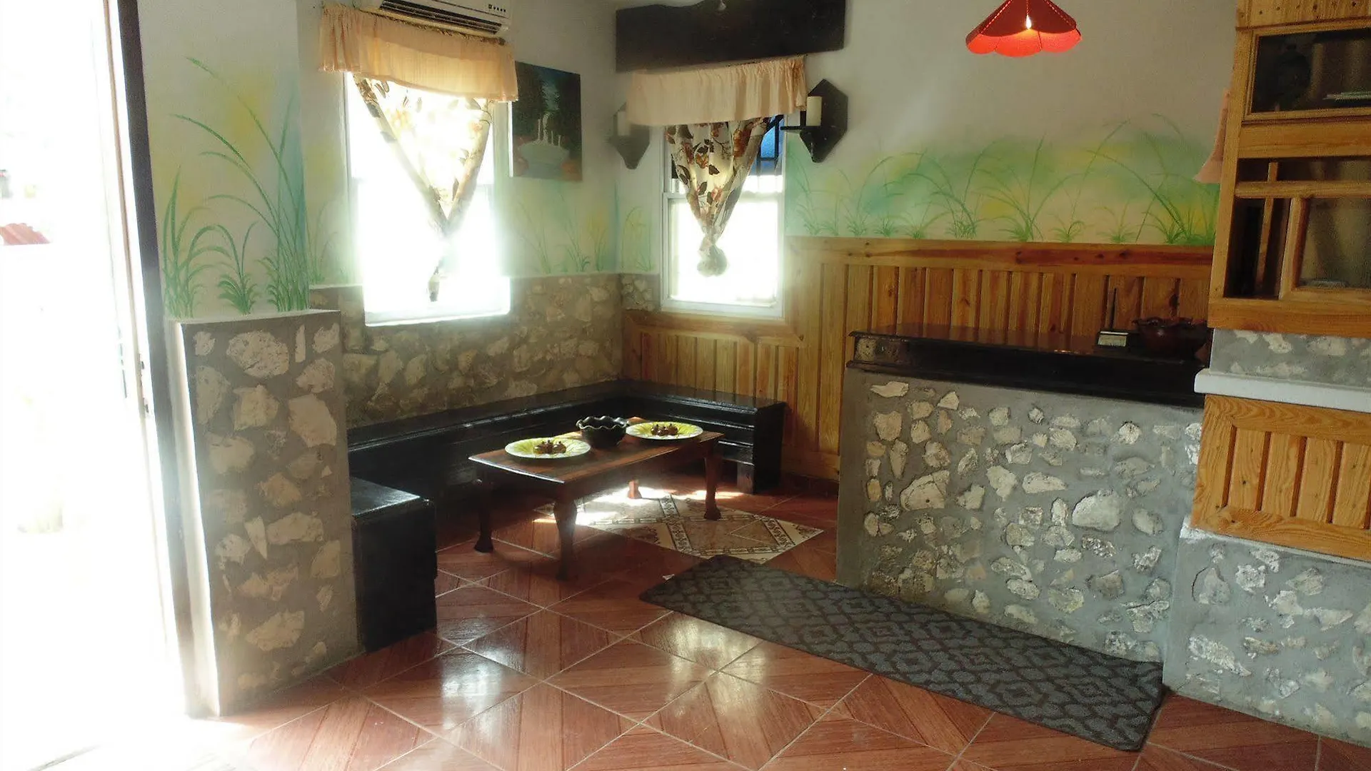 קאפ-האיטיין Metro Residences 3*,