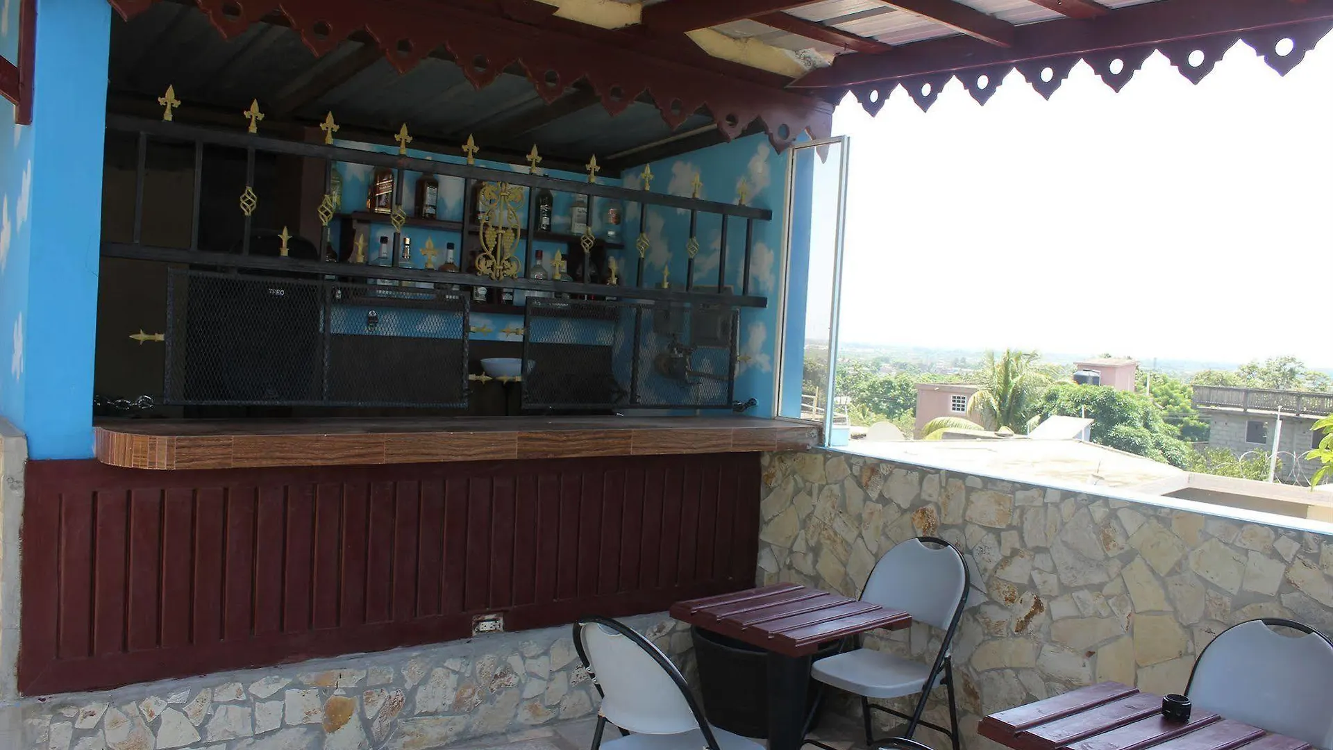 קאפ-האיטיין Metro Residences מלון