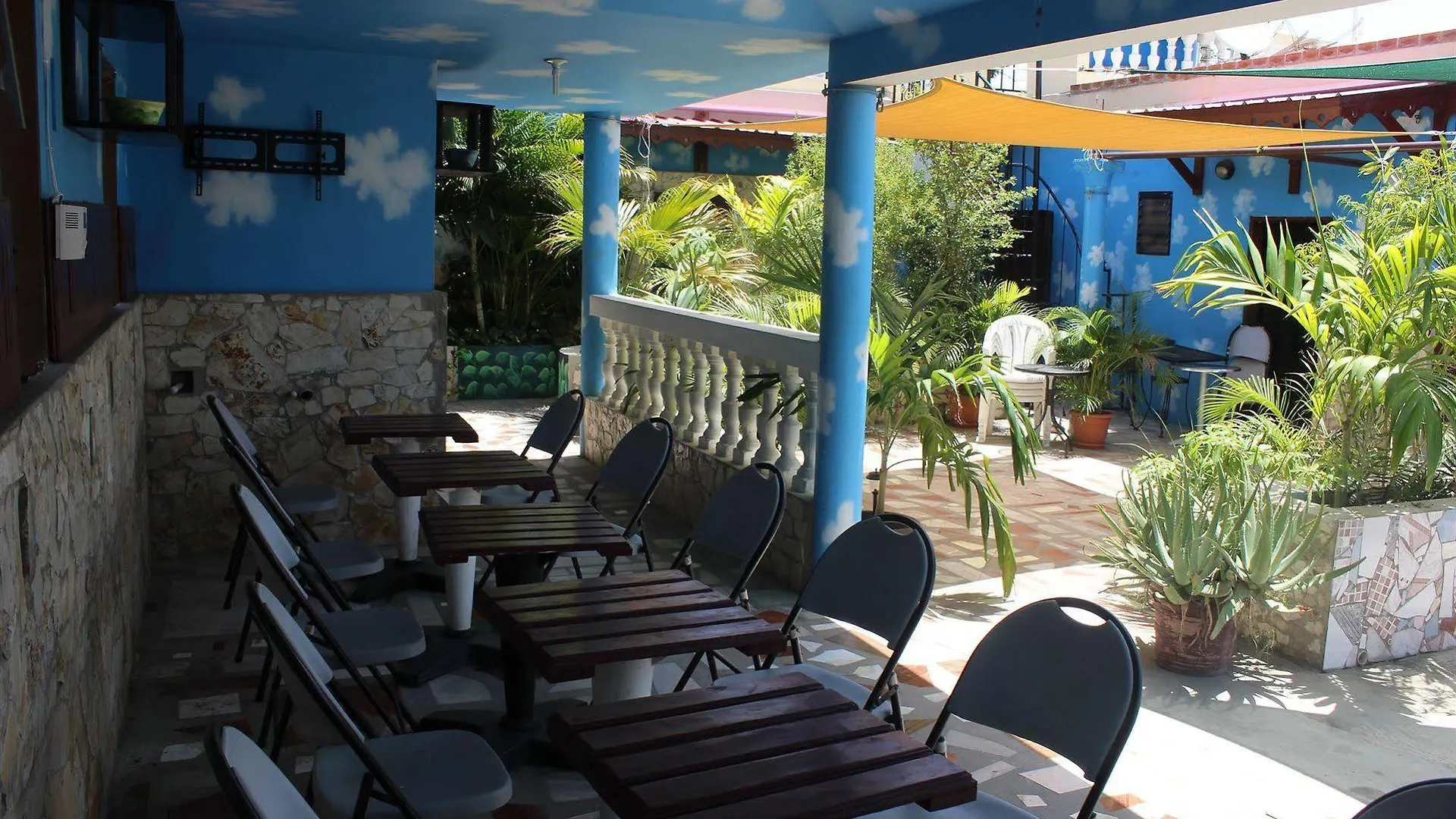 קאפ-האיטיין Metro Residences מלון